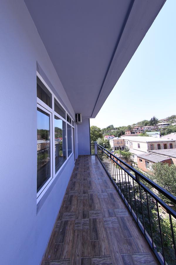 Hotel Phasis Kutaisi Esterno foto