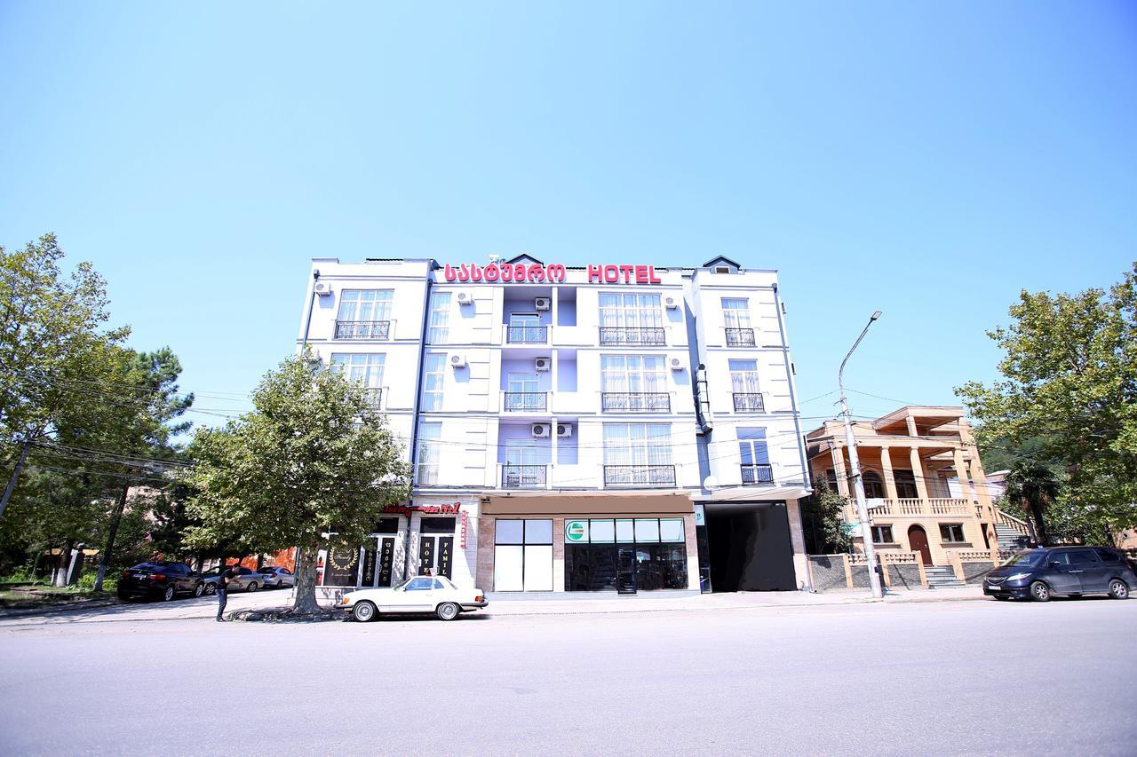 Hotel Phasis Kutaisi Esterno foto